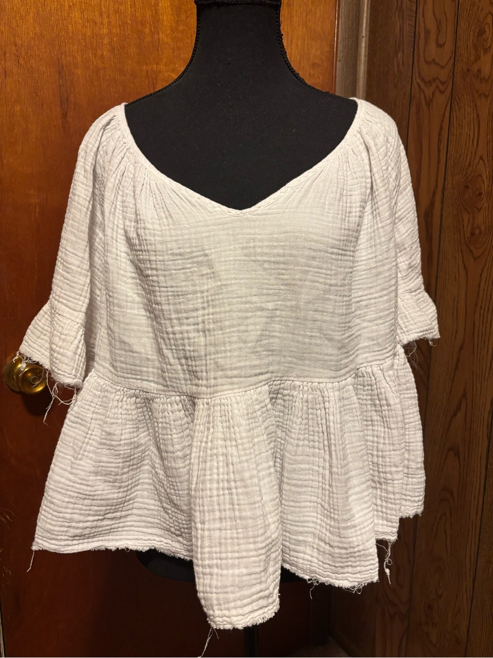 Relaxed White Gauze V-Neck Tiered Tunic Top